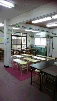 藤沢台中央教室では、幼児から中高生まで学習しています。