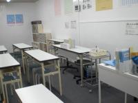 ５月より会場を移転しました。明るくきれいな教室です！