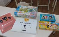 絵本やツールの使い方、教具（パズルや磁石盤など）もご紹介します