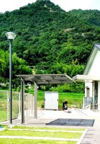 駐車場も駐輪場も、どちらも完備していますので送迎ラクラク♪