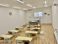 Baby Kumon タイムは乳幼児専用のお部屋で実施します。オンライン可。