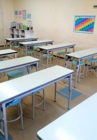 英語学習の専用コーナー。ベビークモンではお歌から♪