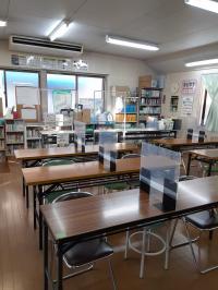 明るい教室です。