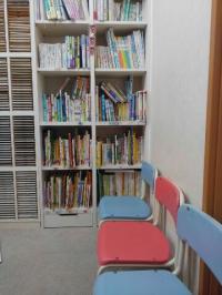 待合・読書コーナー！<br />
本は、貸出可能です。<br />
