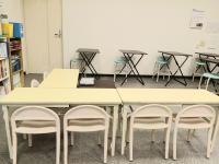 低い机・イスがあり、幼児さんも安心です。