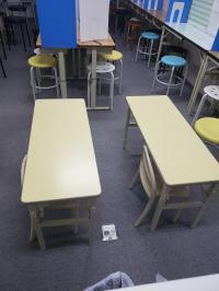 ２歳児さんより小さいお子さんの机です。ここで学習をします。