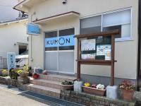 教室の外観です。教室の内外にベビーカーを置いていただくスペースがございます。