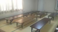 落ち着いて学習できる座りの学習席です。