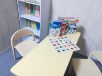 幼稚園未満のお子様が夢中になれる教具を取り揃えています。<br />
