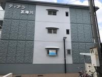 「ティアラ武庫川」というアパートの１階が教室です。