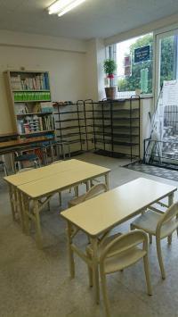 ベビーくもんの振り返りは幼児さん用の座席で行います。