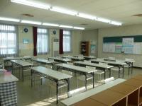 子どもたちが集中して学習できる環境を整えています。