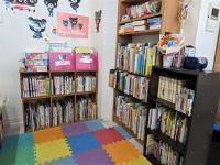 絵本の貸し出しも行っています