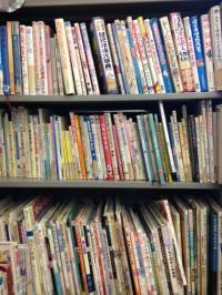 本の貸出しもしているので、色んな本に触れて下さい☆