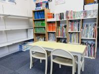 待合いスペースでは絵本も読んでいただけます