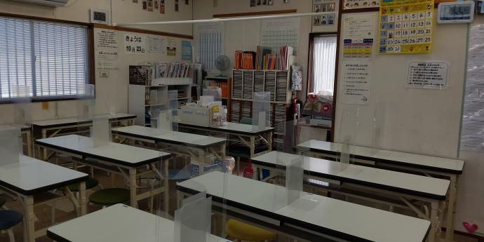 明るい教室です。安心して学習していただけます。