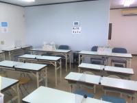 学習しやすい机・イスをご用意して学習環境を整えています。