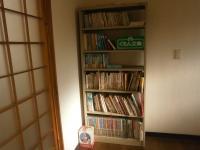 教室には本棚もあり、公文文庫などたくさん本があります。