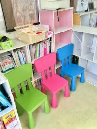 本は自由に読むことができます。お迎えを本を読んで待っています