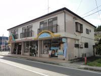 A-COOPさん向い、リカーショップいわしんさんの隣です