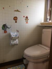 水洗トイレ、手洗い場もございます