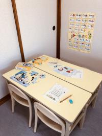 幼児さん専用の机もあります☆