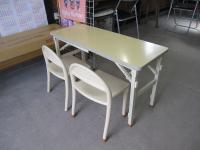 小さいお子様でも膝の上で安心してお話できます♪