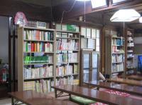 絵本や教具も充実させています♪