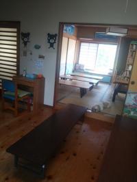 靴を脱いであがるのでハイハイ赤ちゃんも安心してお越しください