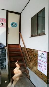 出入口は、くろくまくんポスターでお出迎え♪