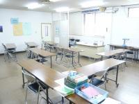 ゆったり広いスペースです。ベビーカーも安心。