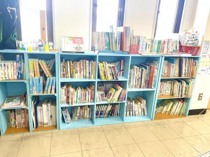 浜乃木南教室は読書好きな子どもたちが多いです♪<br />
本をたくさん用意していますよ。