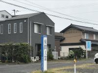 KUMONの電照看板が目印です!!