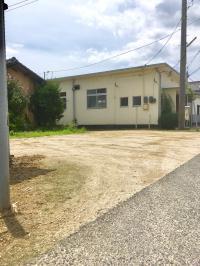 駐車場あり。ベビーカーでも安心してお越しいただけます♪