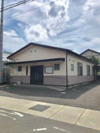 教室は公民館内です。駐車場もございます、お問合せください。