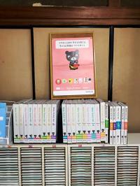 木の優しい雰囲気の教室。ベビーちゃんと一緒にお越しください!