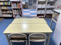 小さなお子さまも小さな机と椅子で安心です。