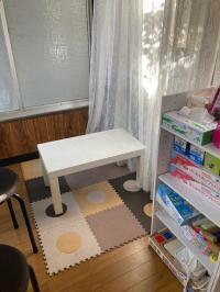 いろんな絵本やパズルも充実してます!