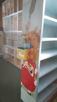 クツをしまったら手指の消毒をします。