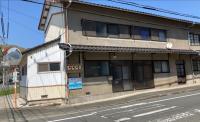 23年4月から高屋中学校の北側に移転いたしました<br />
車での送迎も便利に♪
