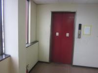 バリアフリーです。ベビーカーで　3階まで上がれます。