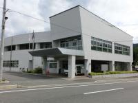 会場のさいき文化センターです。駐車場も広く、バスの停留所にもなっています♪