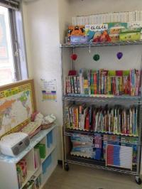 お子様が大好きな本やパズルなども充実しています。