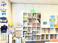 小さい頃から触れてほしい、くもんの推薦図書。<br />
絵本もたくさん用意しています