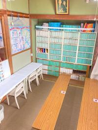 教室は明るく開放感があり、集中しやすい環境を目指しています。