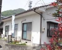 教室横に駐車可能。ベビーカーを置くスペースあり。