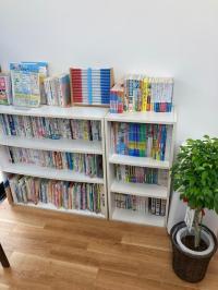 くもん文庫や教具をご用意しています。