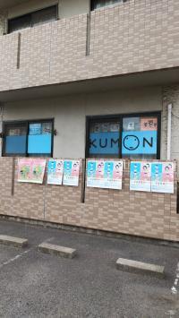 教室前に、駐車場があります。お車でどうぞ。