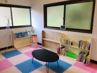 ベビークモンのお部屋です。絵本や玩具も充実させていきます♪