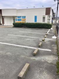 駐車場を８台完備しております。